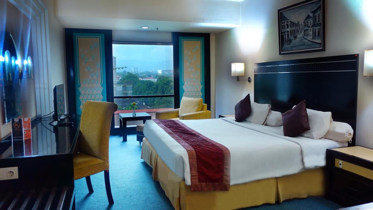 Grand Hotel Preanger Bandung Buitenkant foto