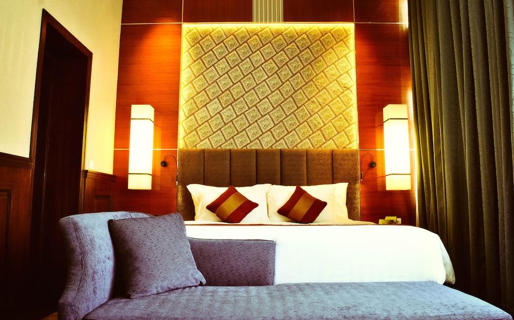 Grand Hotel Preanger Bandung Buitenkant foto